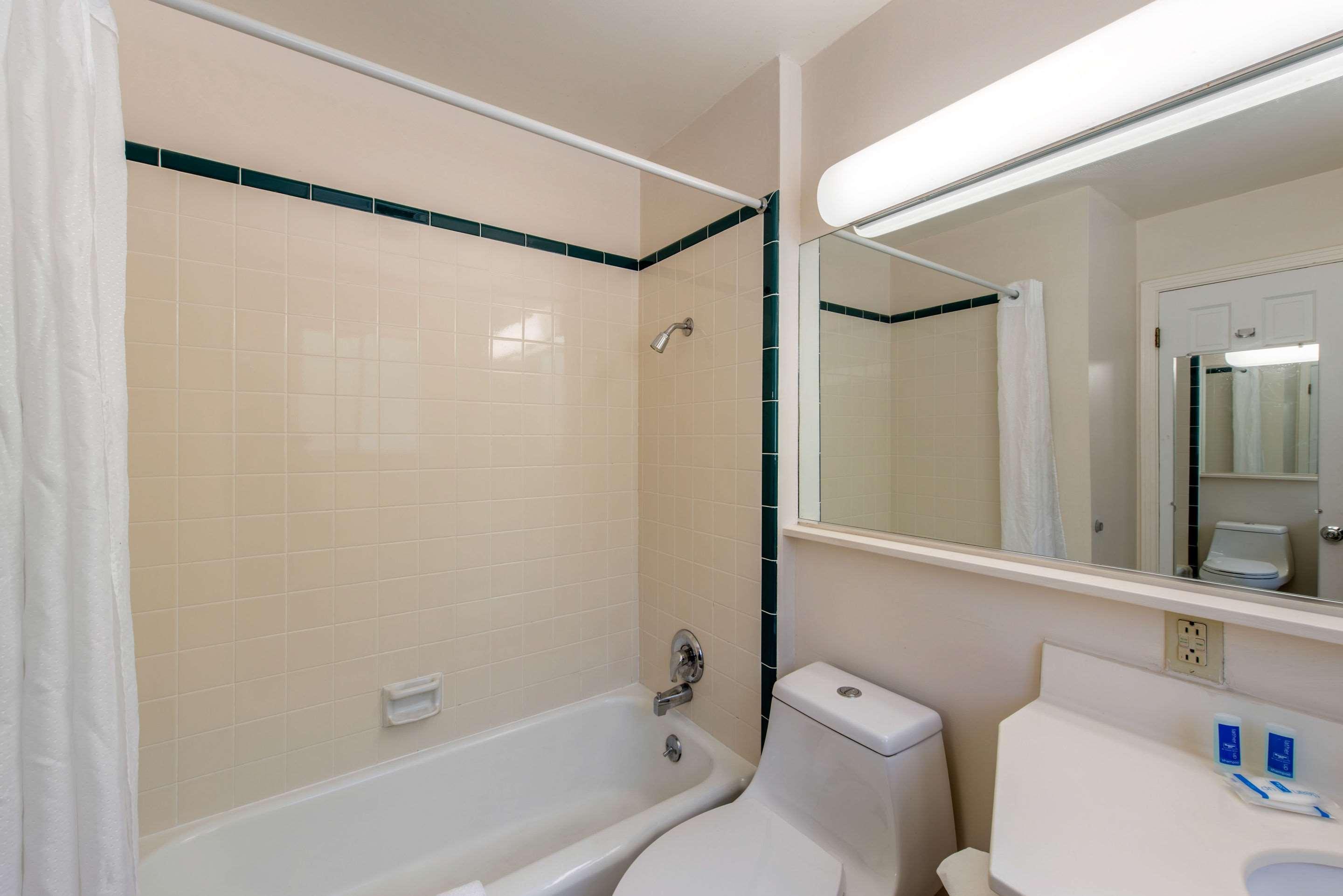 Abode Hotel Redding Bagian luar foto