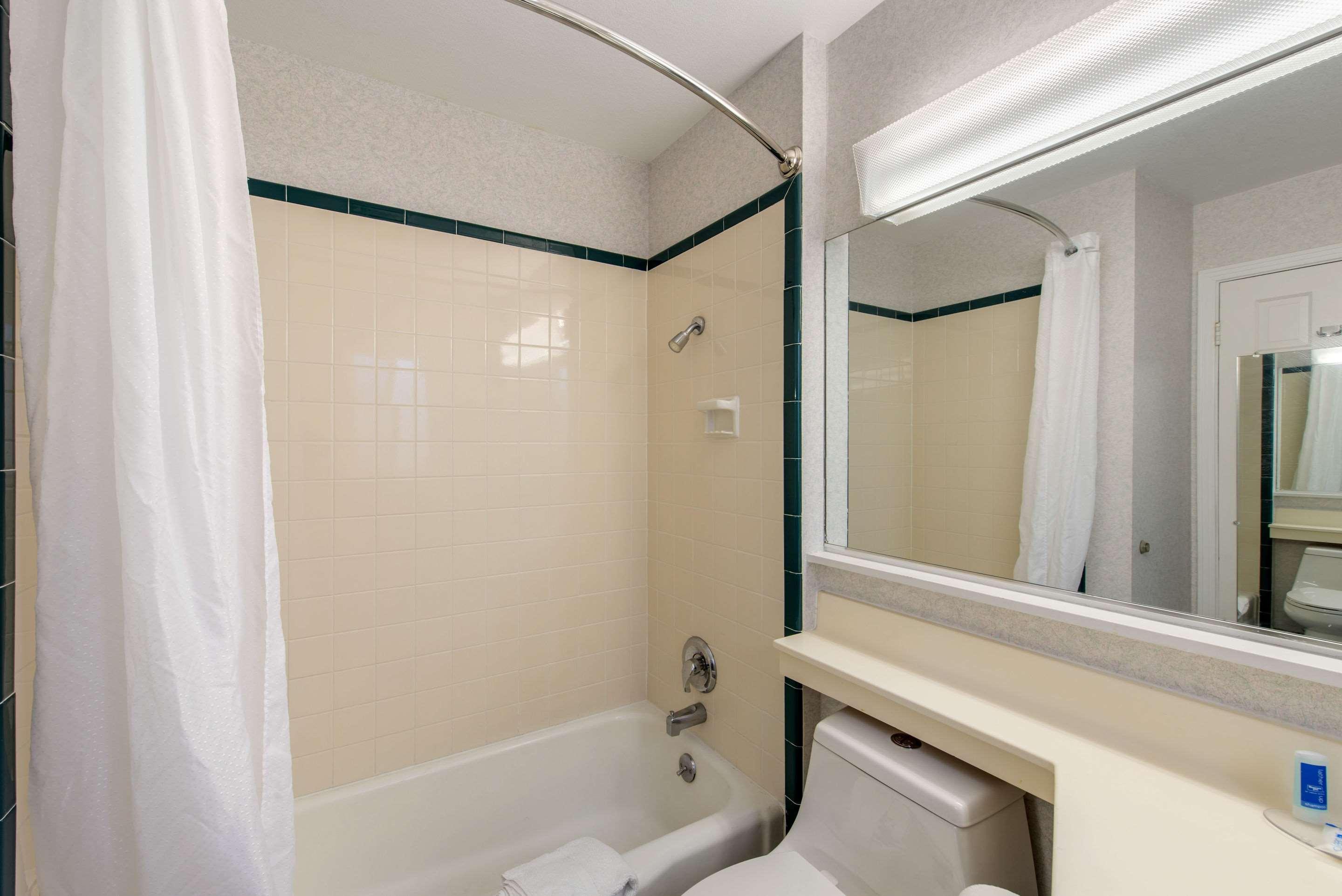 Abode Hotel Redding Bagian luar foto