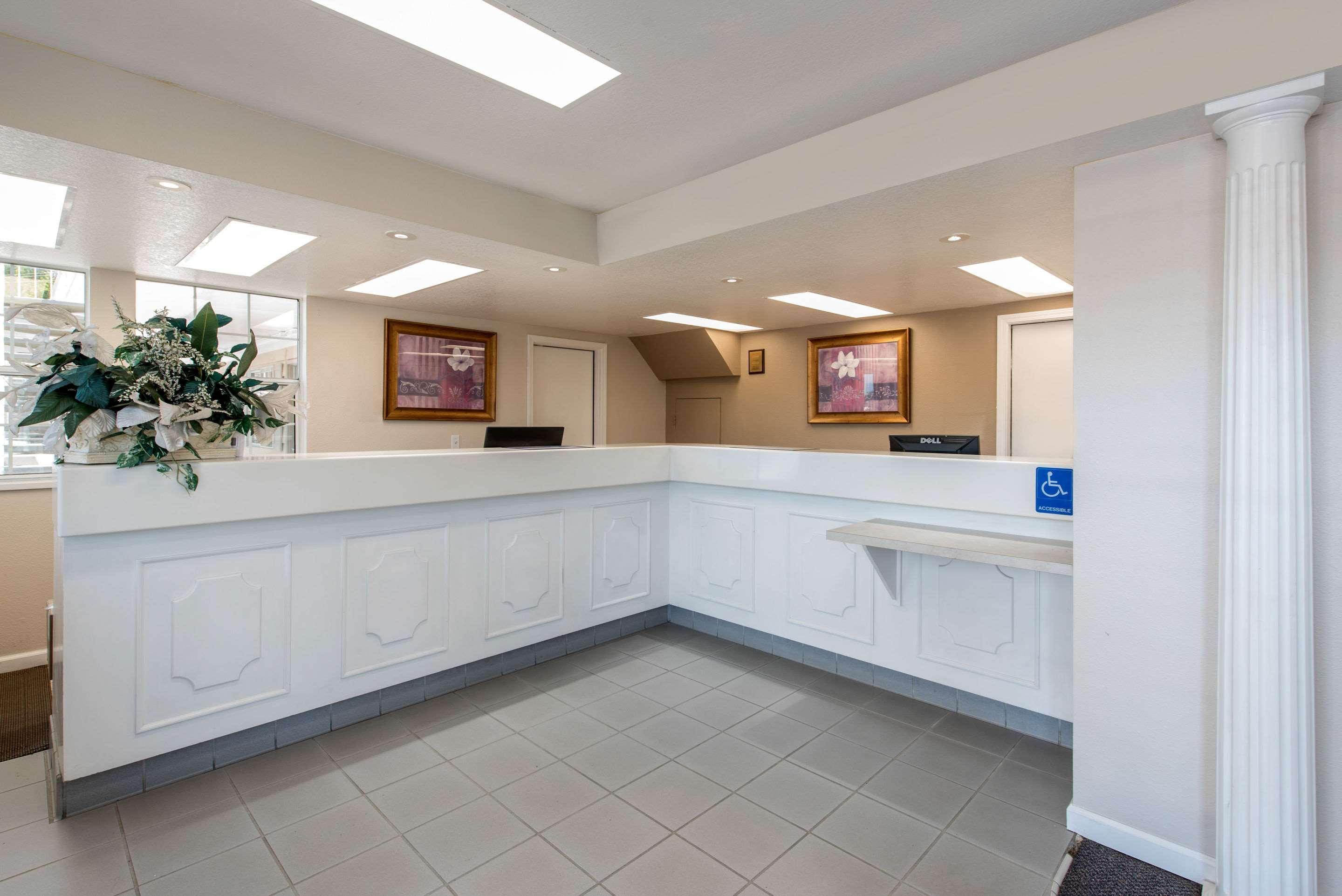 Abode Hotel Redding Bagian luar foto
