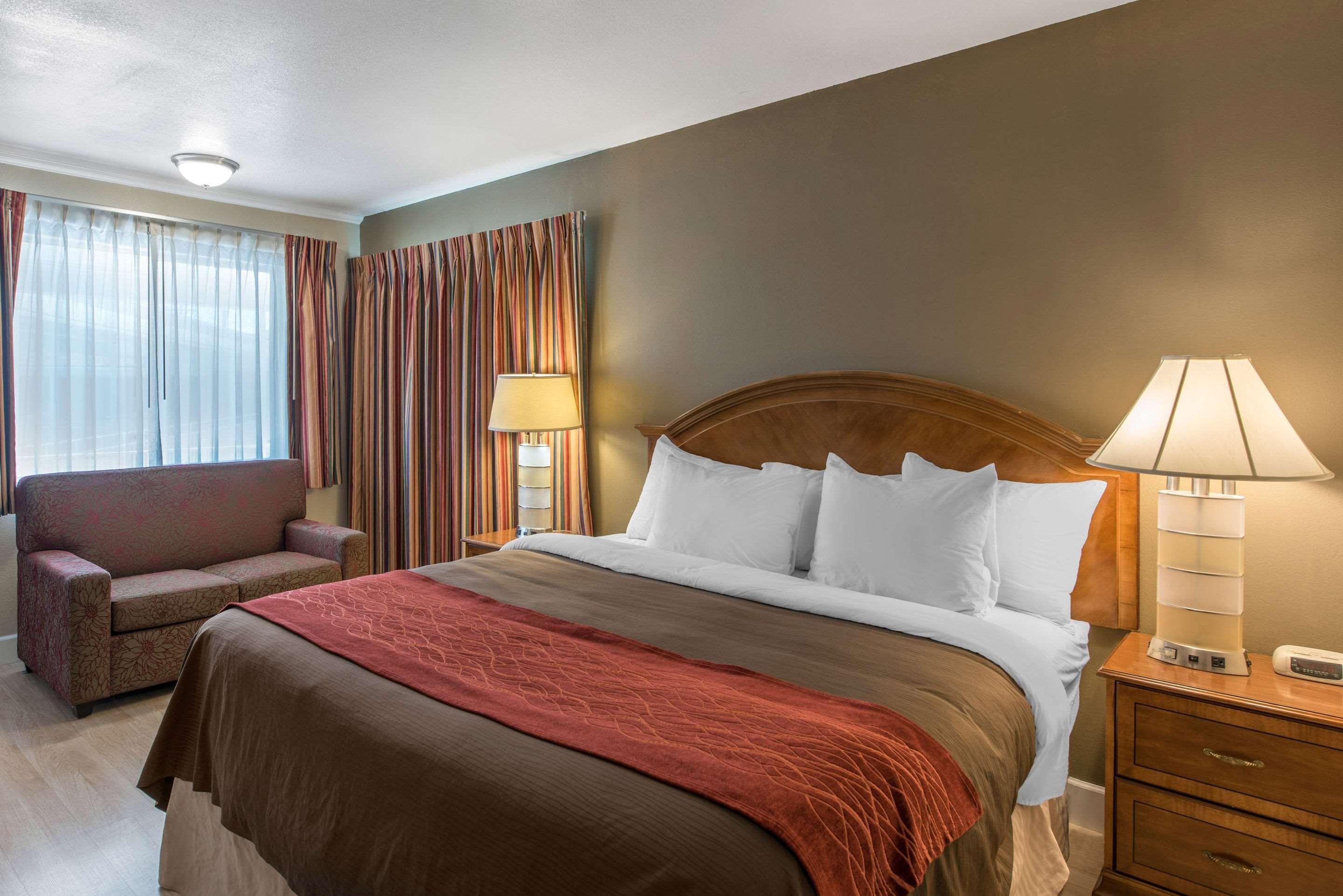 Abode Hotel Redding Bagian luar foto