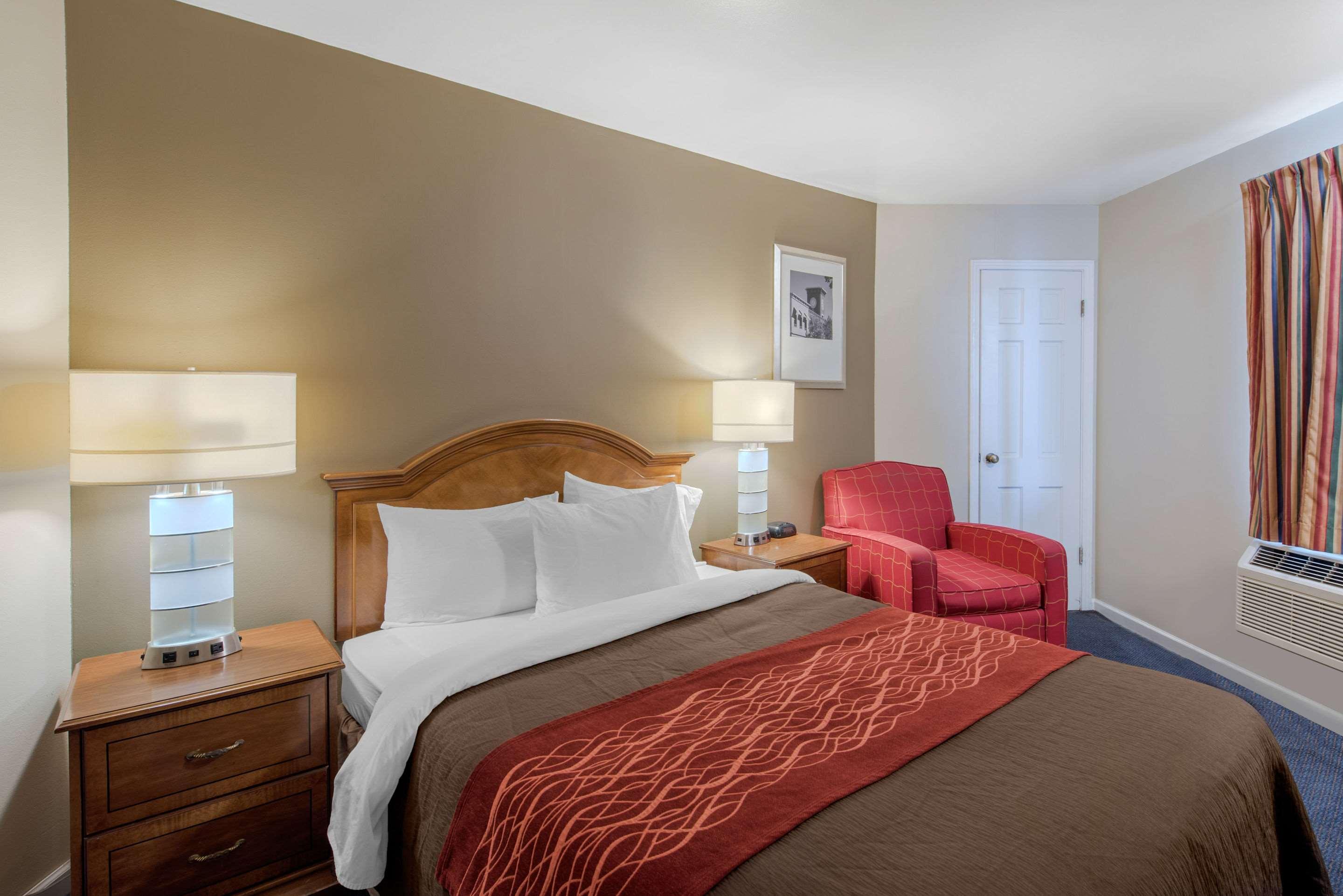Abode Hotel Redding Bagian luar foto