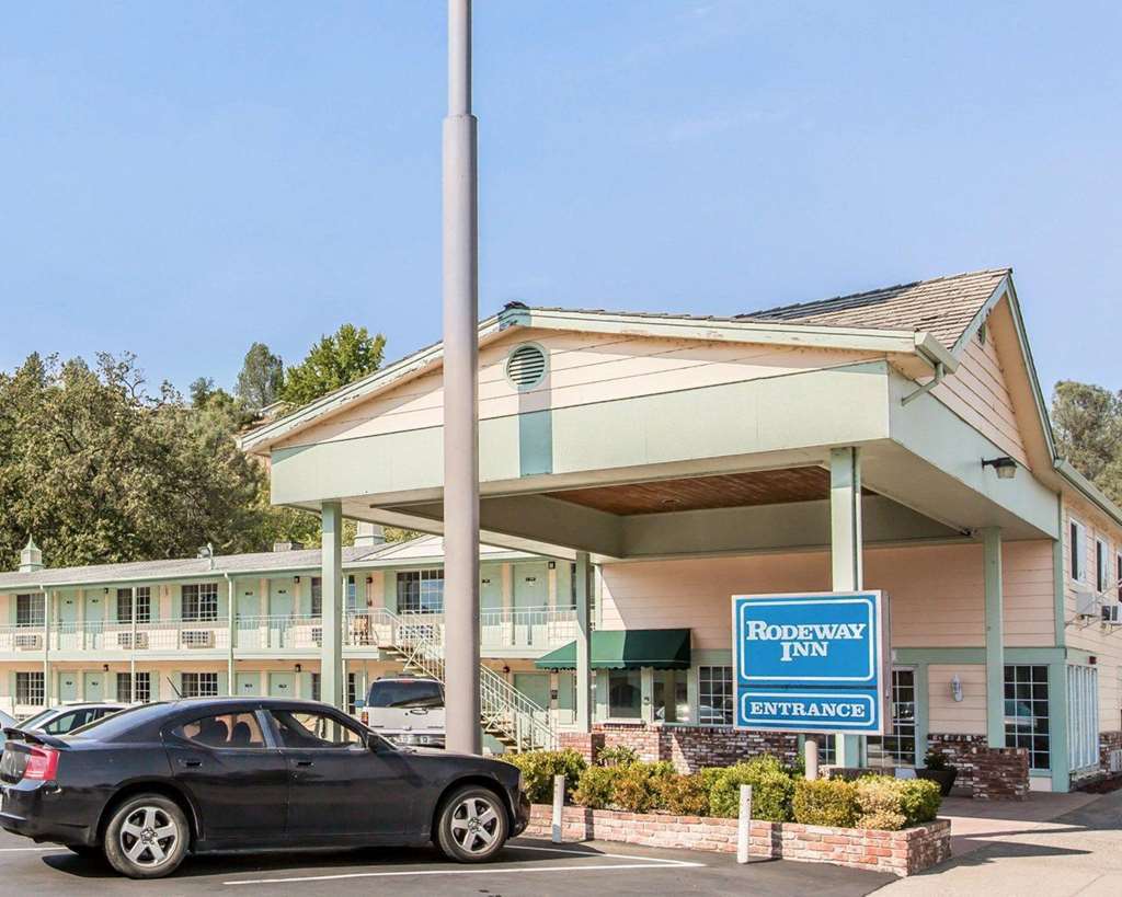 Abode Hotel Redding Bagian luar foto