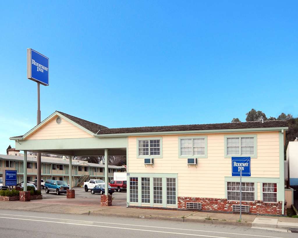 Abode Hotel Redding Bagian luar foto