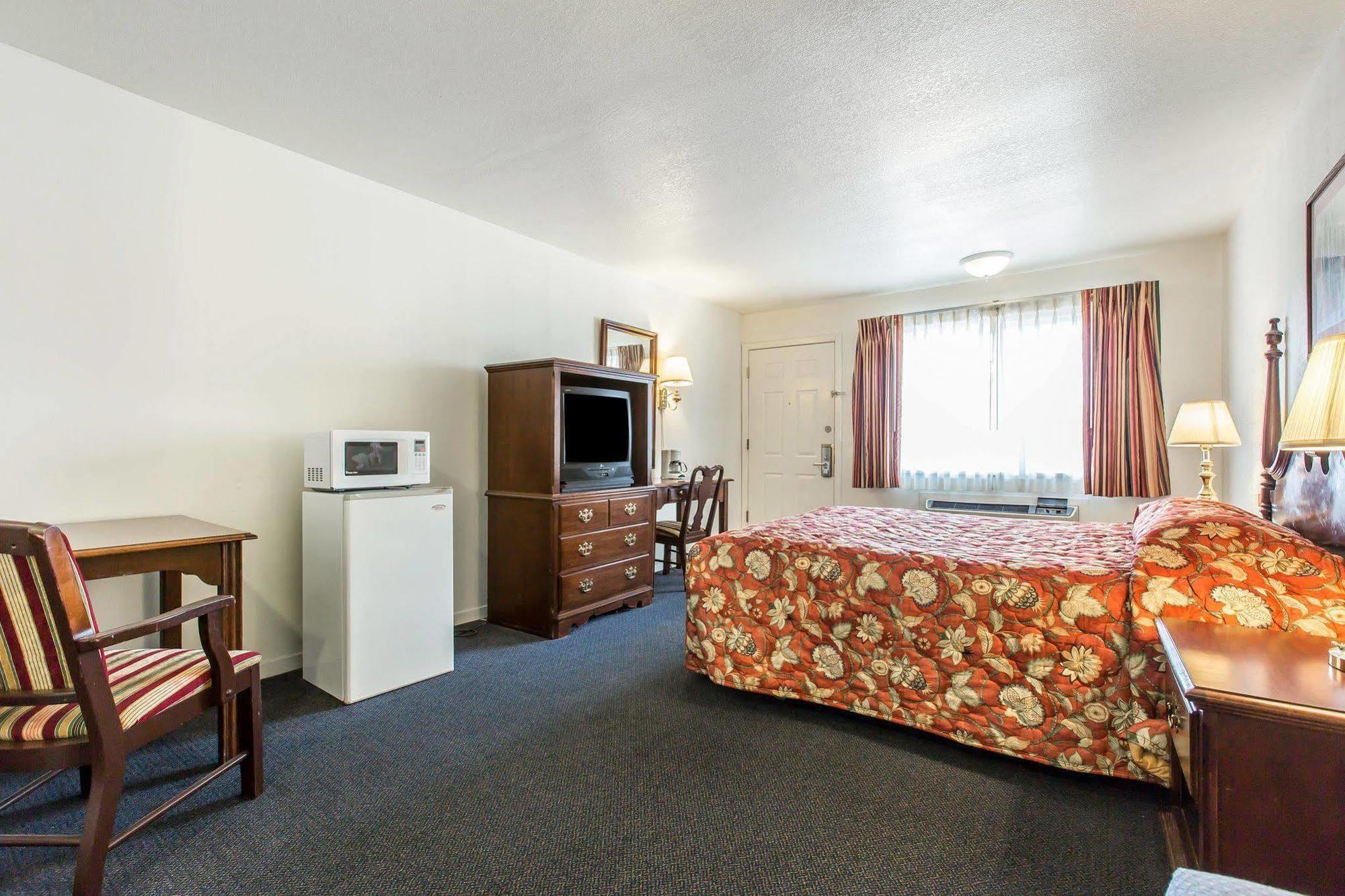 Abode Hotel Redding Bagian luar foto